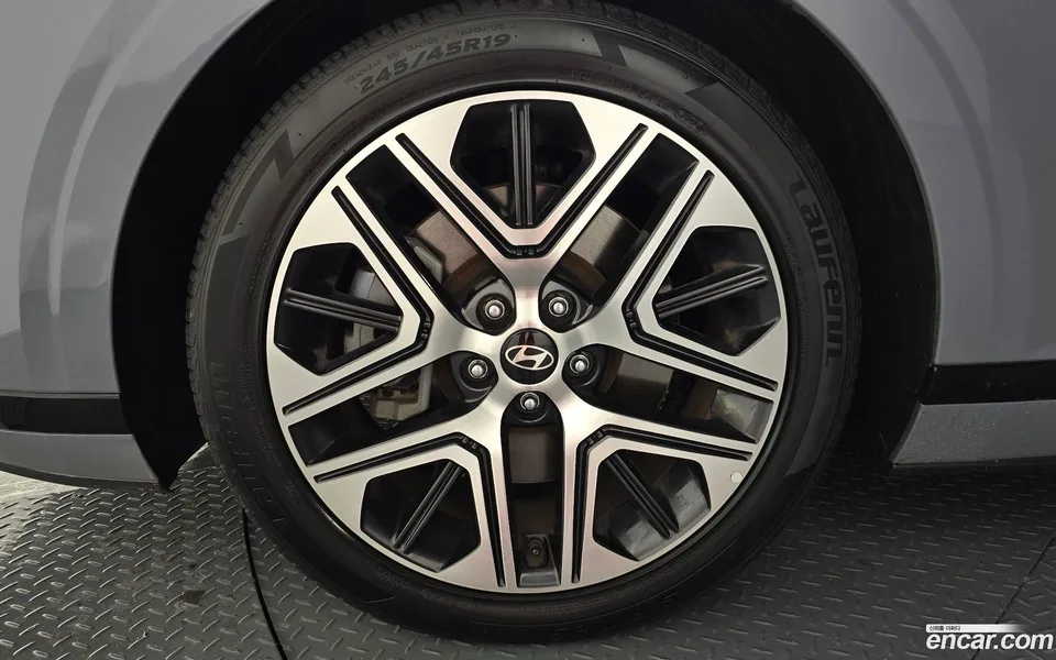 Hyundai Grandeur 3.5 LPG 2WD 2023 — миниатюра 5