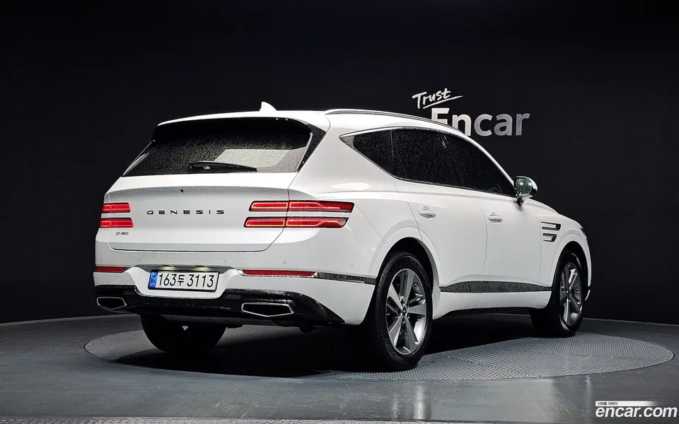 Genesis GV80 2.5T 2WD 2023 — миниатюра 2