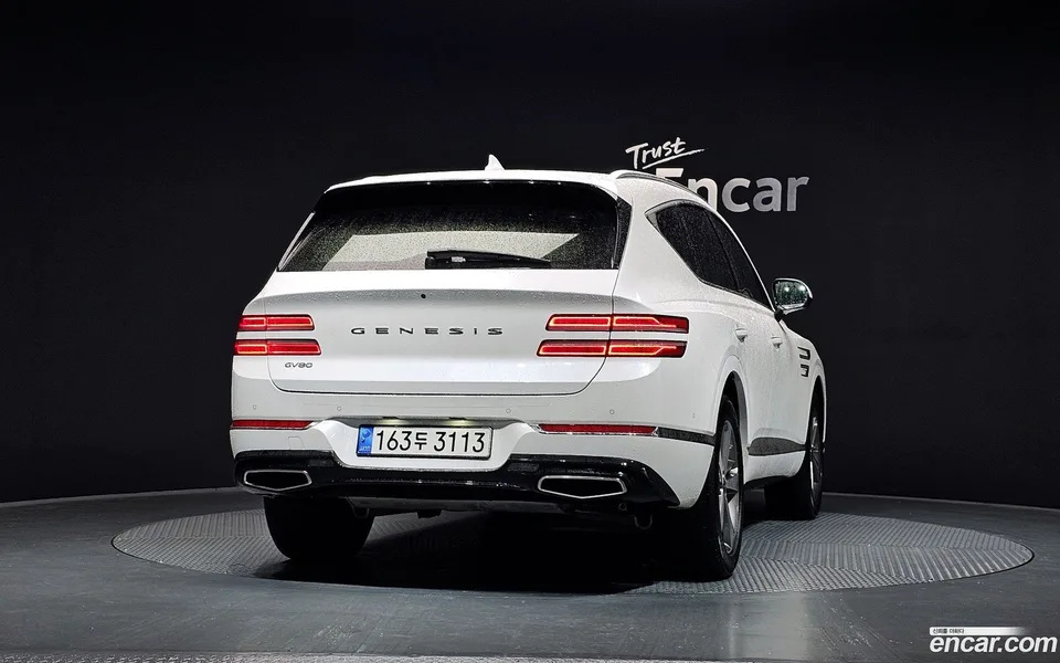 Genesis GV80 2.5T 2WD 2023 — миниатюра 4