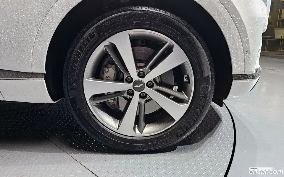 Genesis GV80 2.5T 2WD 2023 — миниатюра 5