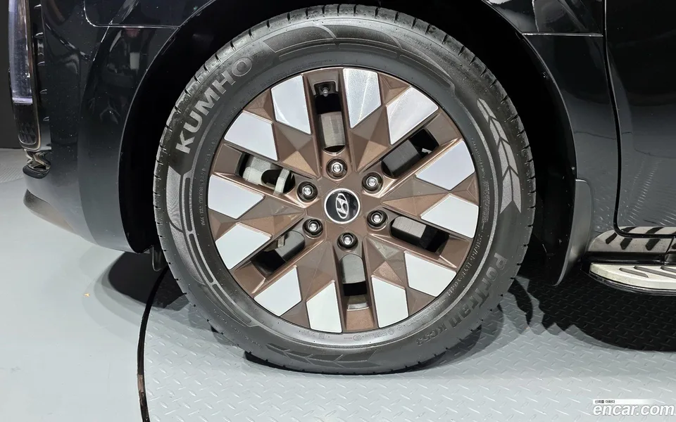 Hyundai Staria 4WD 9 2022 — миниатюра 5