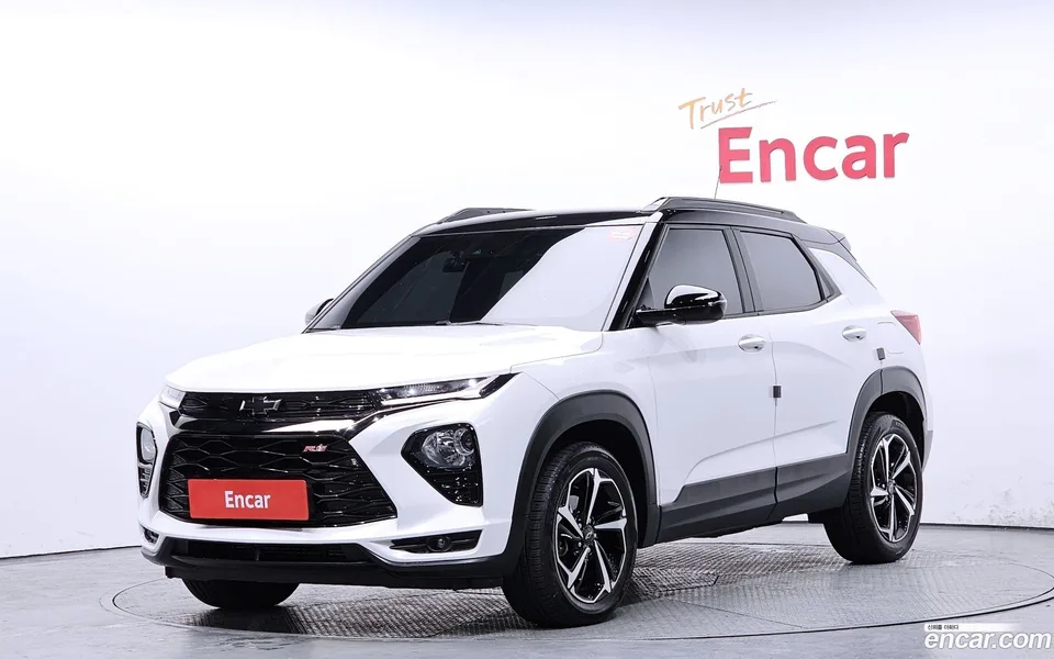 Chevrolet Trailblazer 1.3 2WD 2022 — фото 1, купить с доставкой в Москву