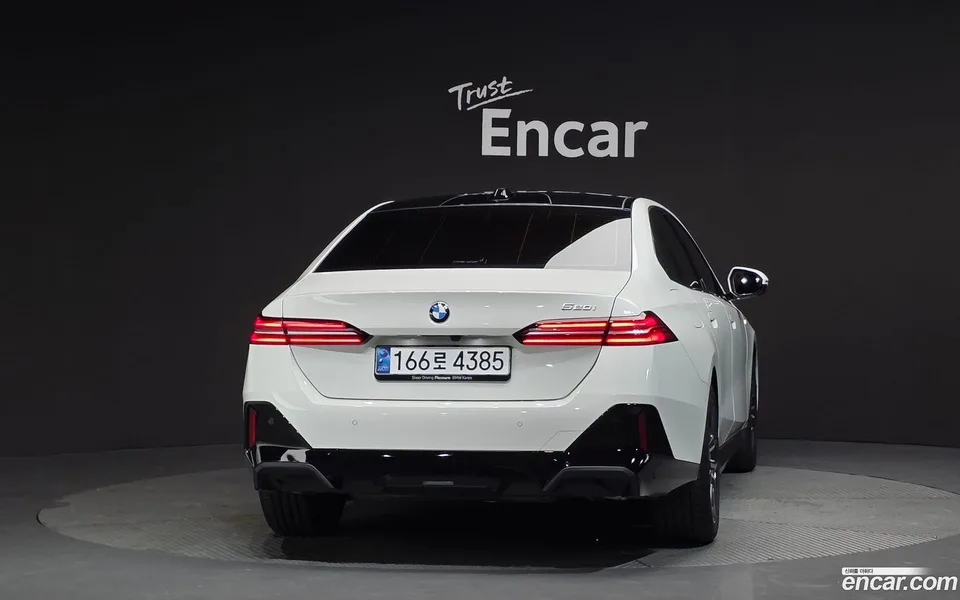 BMW 5 Series 520i M 2025 — миниатюра 4