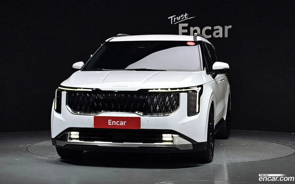 Kia Carnival 7 2024 — миниатюра 3