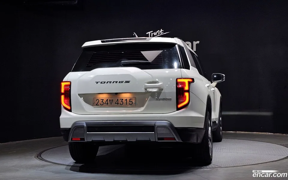 KG Mobility Torres 1.5 4WD 2022 — миниатюра 4