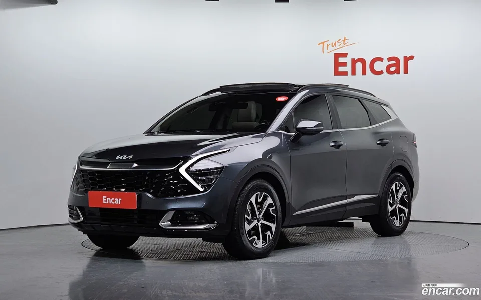 Kia Sportage Hybrid 2WD 2022 — фото 1, купить с доставкой в Москву