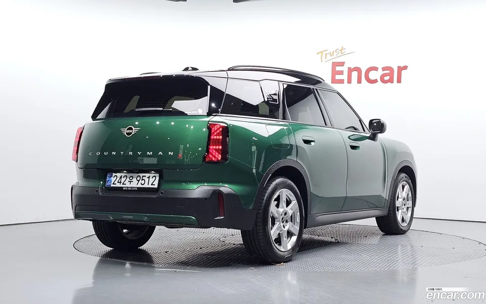 MINI Cooper S Countryman ALL4 2024 — миниатюра 2