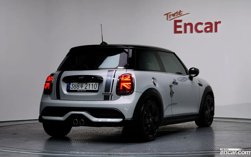 MINI Cooper S 2022 — миниатюра 2
