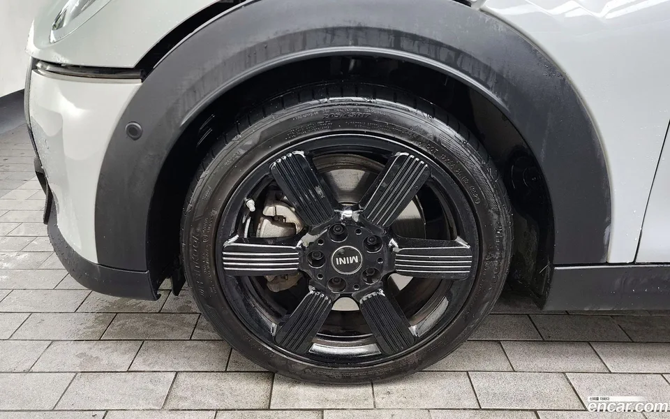 MINI Cooper S 2022 — миниатюра 5