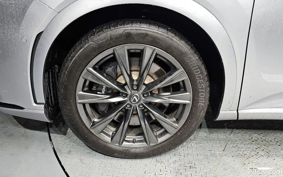 Lexus RX 500h F-Sport 2023 — миниатюра 5