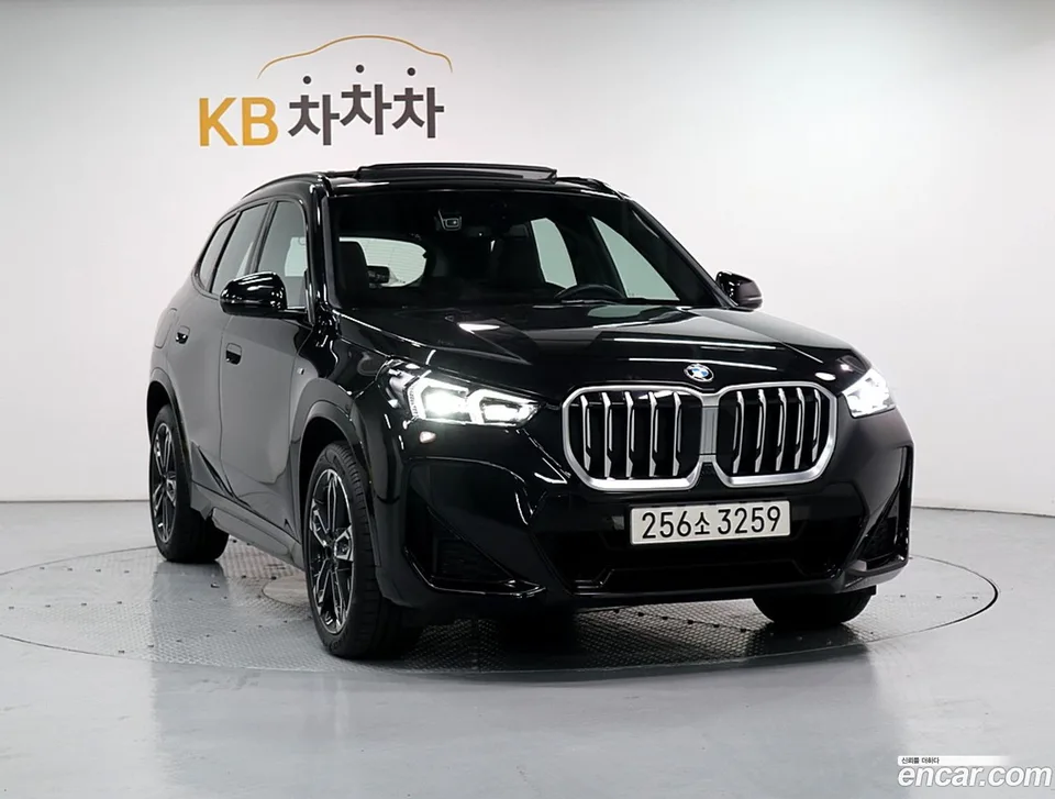 BMW X1 sDrive 18d M 2024 — миниатюра 2