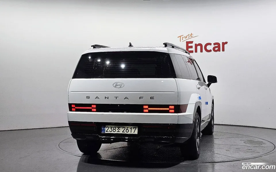 Hyundai SantaFe HEV 1.6 2WD 2023 — миниатюра 4