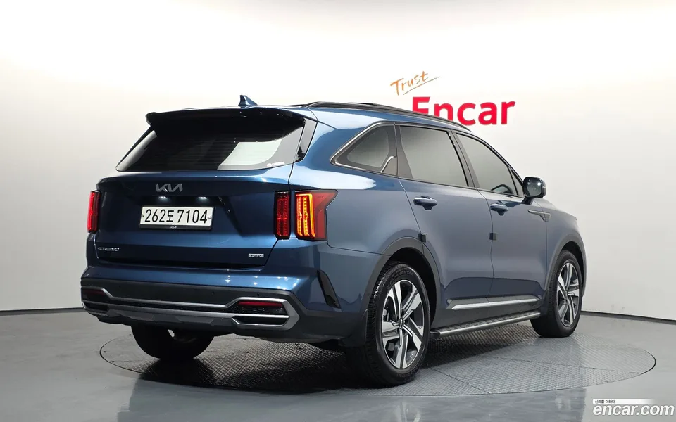 Kia Sorento HEV 1.6 2WD 2023 — миниатюра 2