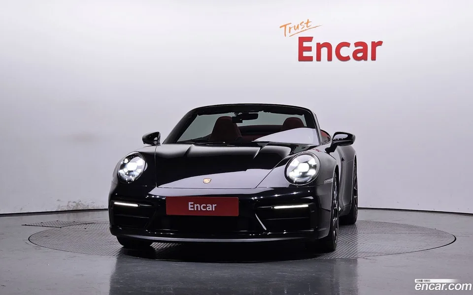 Porsche 911 (992) GTS 2023 — миниатюра 3