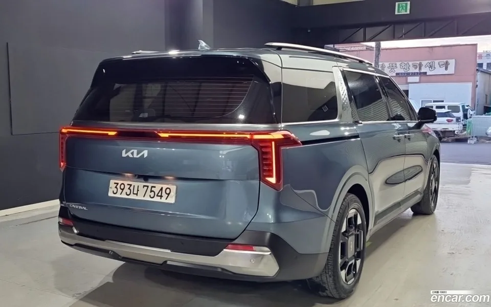Kia Carnival 7 2024 — миниатюра 2