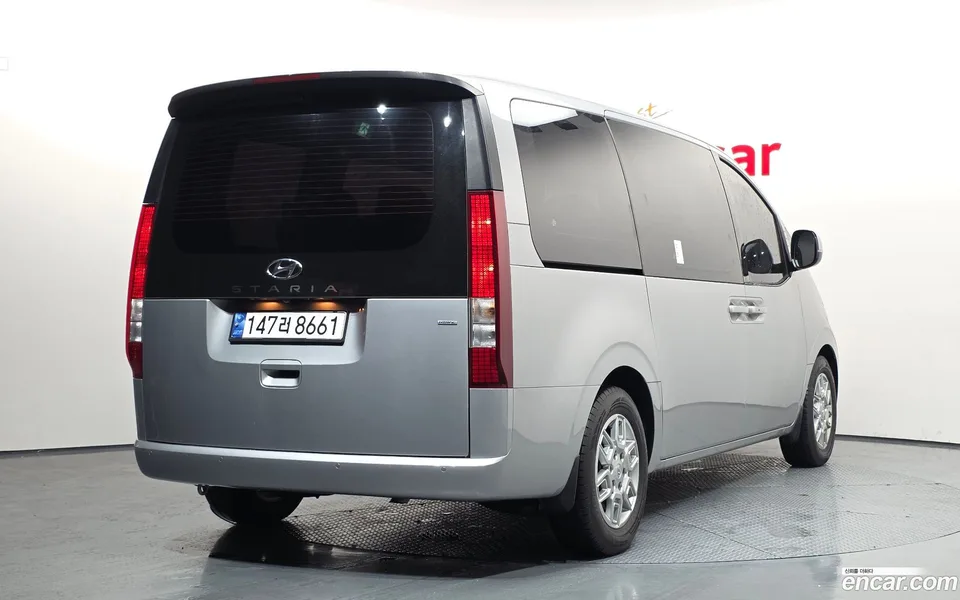 Hyundai Staria 4WD 9 2023 — миниатюра 2