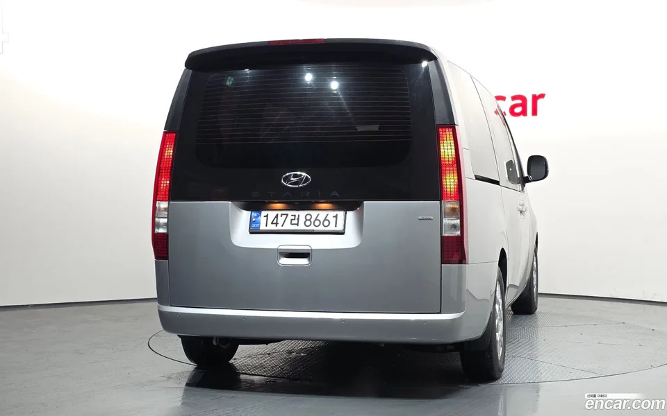 Hyundai Staria 4WD 9 2023 — миниатюра 4