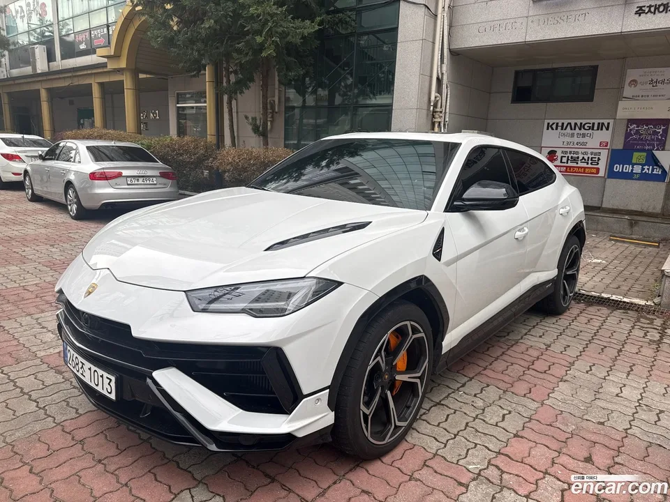 Lamborghini Urus 4.0 V8 S 2024 — миниатюра 2