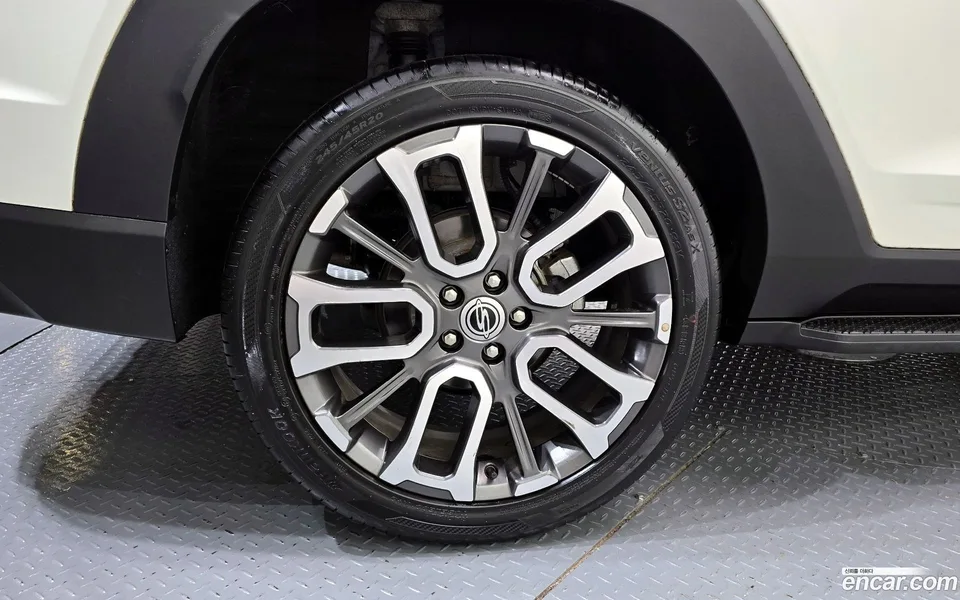KG Mobility Torres 1.5 2WD 2023 — миниатюра 5