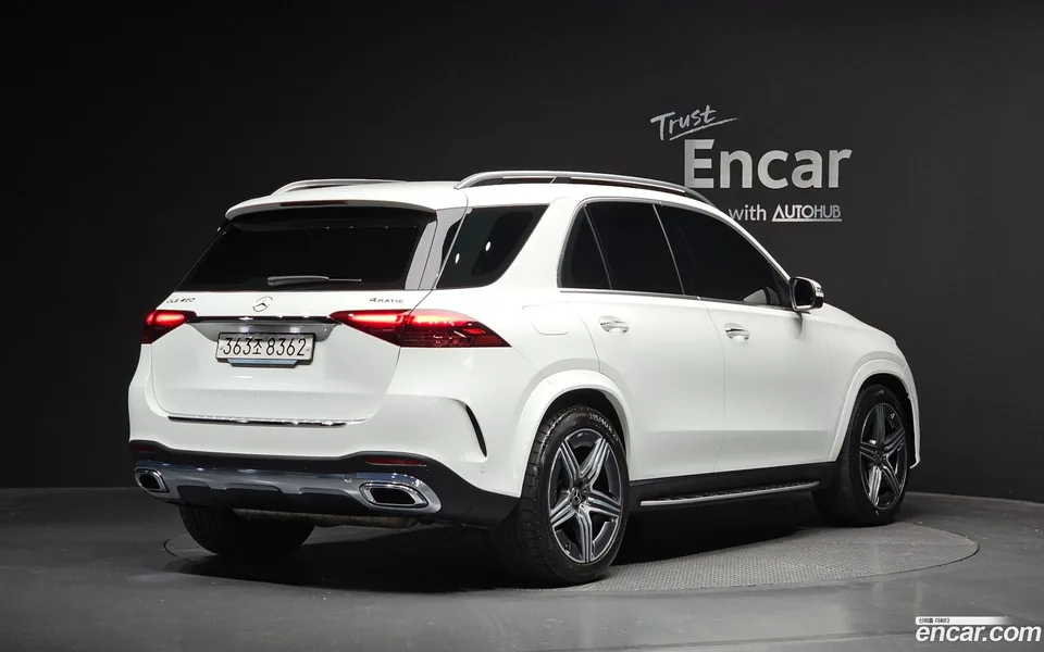 Mercedes-Benz GLE-Class GLE450 4MATIC 2023 — миниатюра 2