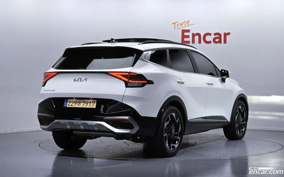 Kia Sportage 1.6 2WD 2022 — миниатюра 2
