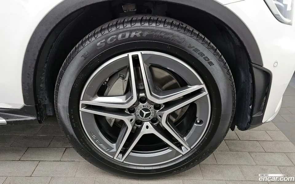 Mercedes-Benz GLC-Class GLC220 d 4MATIC 2023 — миниатюра 5