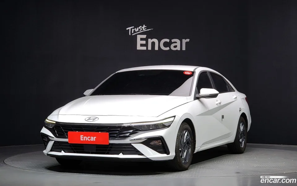 Hyundai Avante CN7 1.6 2023 — фото 1, купить с доставкой в Москву