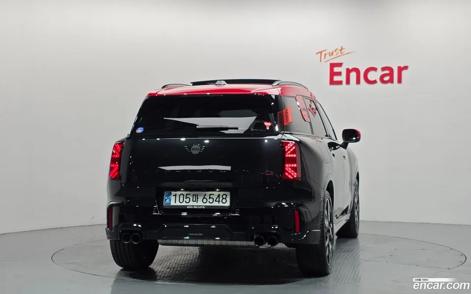 MINI Cooper S Countryman ALL4 JCW 2024 — миниатюра 4