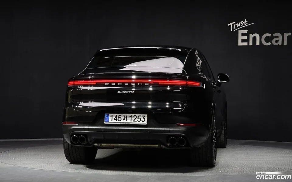 Porsche Cayenne 3.0 2023 — миниатюра 4