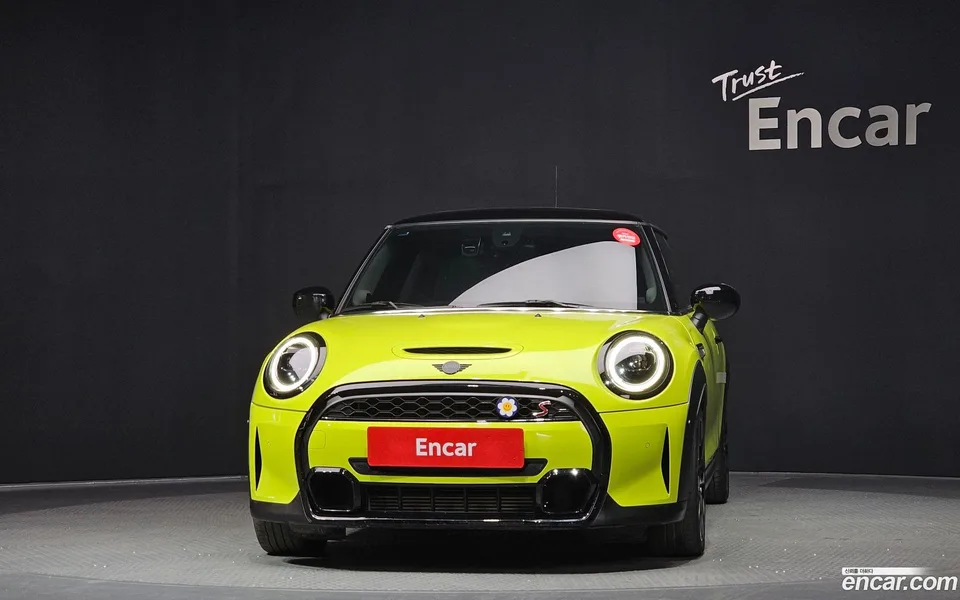 MINI Cooper S 2023 — миниатюра 3