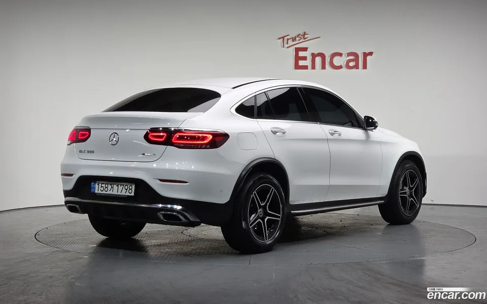 Mercedes-Benz GLC-Class GLC300 4MATIC 2023 — миниатюра 2