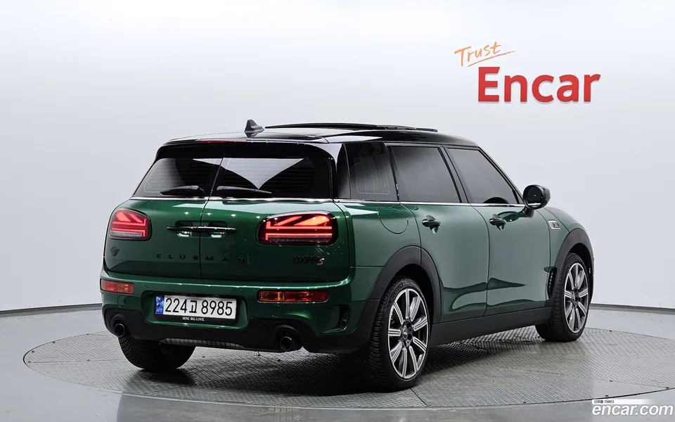 MINI Cooper S Clubman 2022 — миниатюра 2
