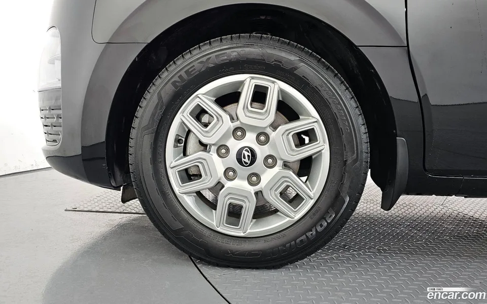 Hyundai Staria 3 2024 — миниатюра 5