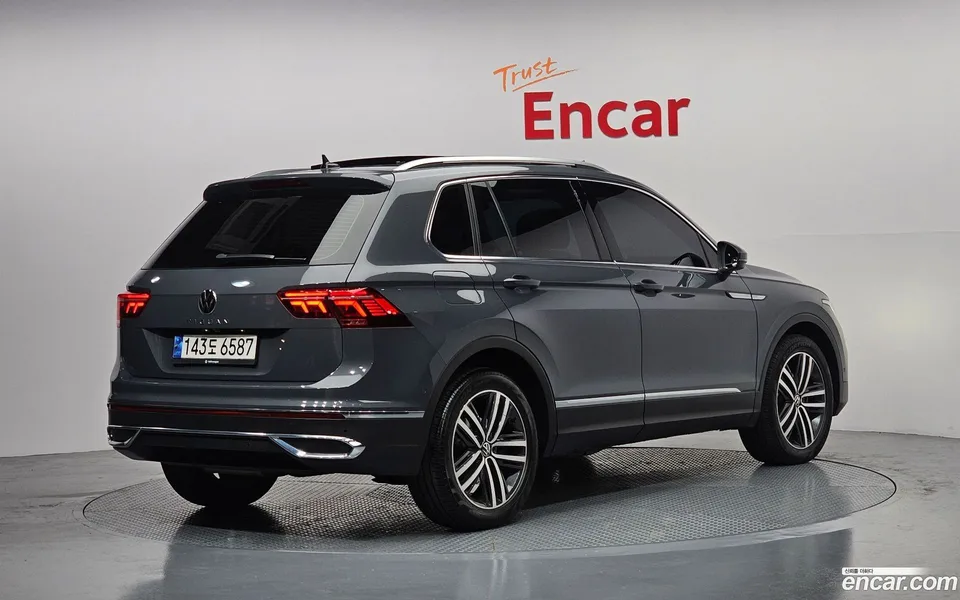 Volkswagen Tiguan 2.0 TDI 2022 — миниатюра 2