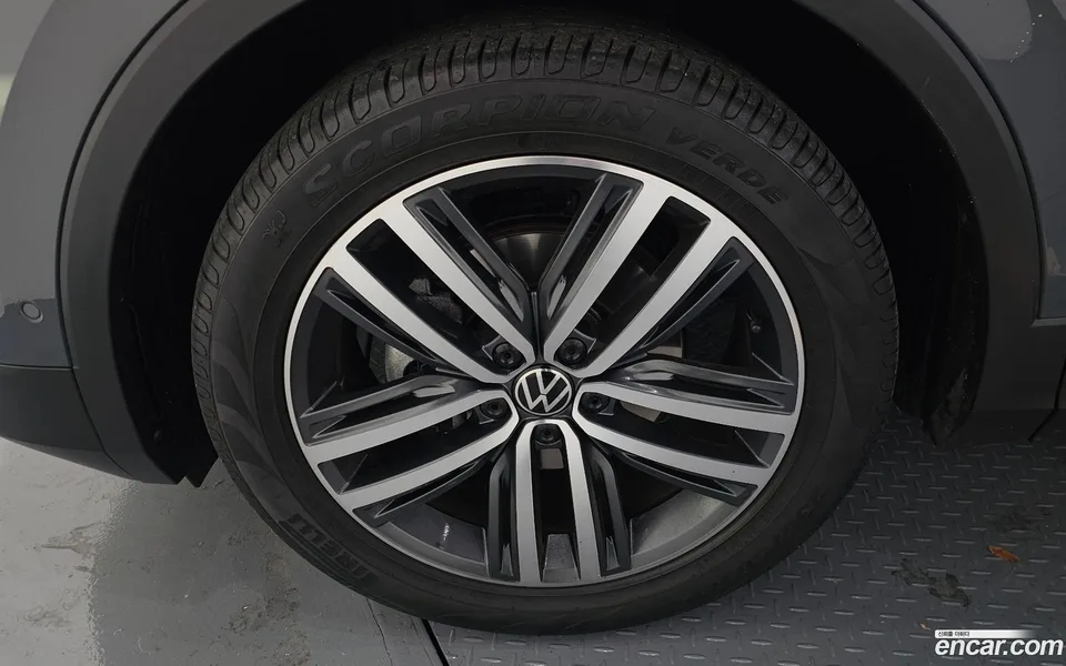 Volkswagen Tiguan 2.0 TDI 2022 — миниатюра 5