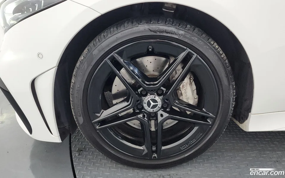 Mercedes-Benz CLS-Class CLS300d 4MATIC 2022 — миниатюра 5