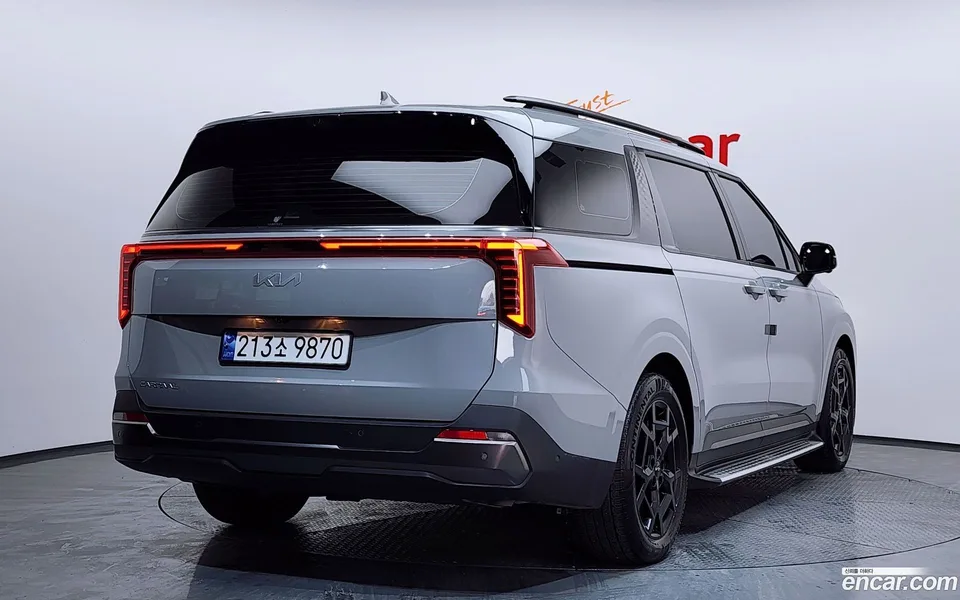 Kia Carnival 9 2024 — миниатюра 2