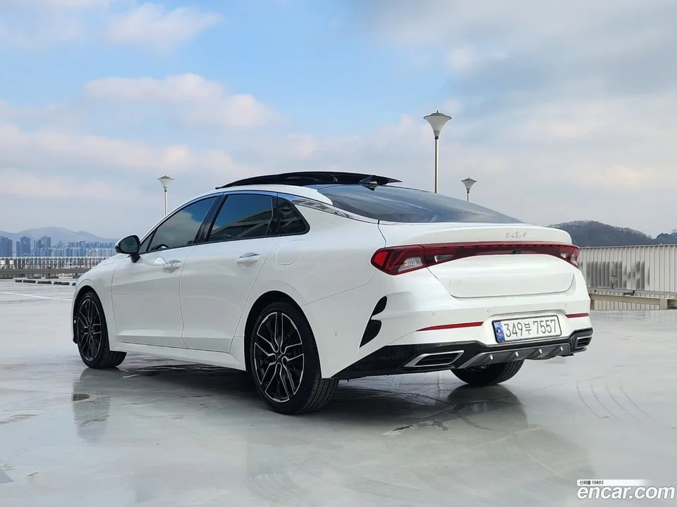 Kia K5 1.6 2023 — миниатюра 4