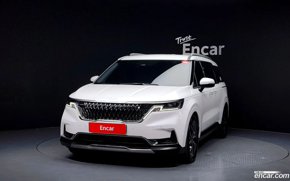 Kia Carnival 9 2023 — миниатюра 3