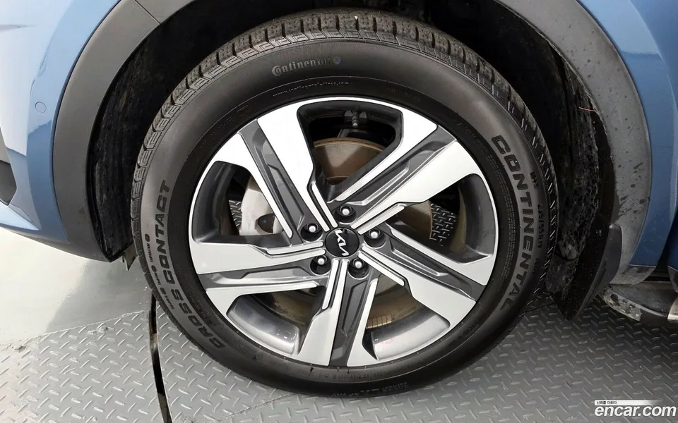 Kia Sorento HEV 1.6 2WD 2023 — миниатюра 5