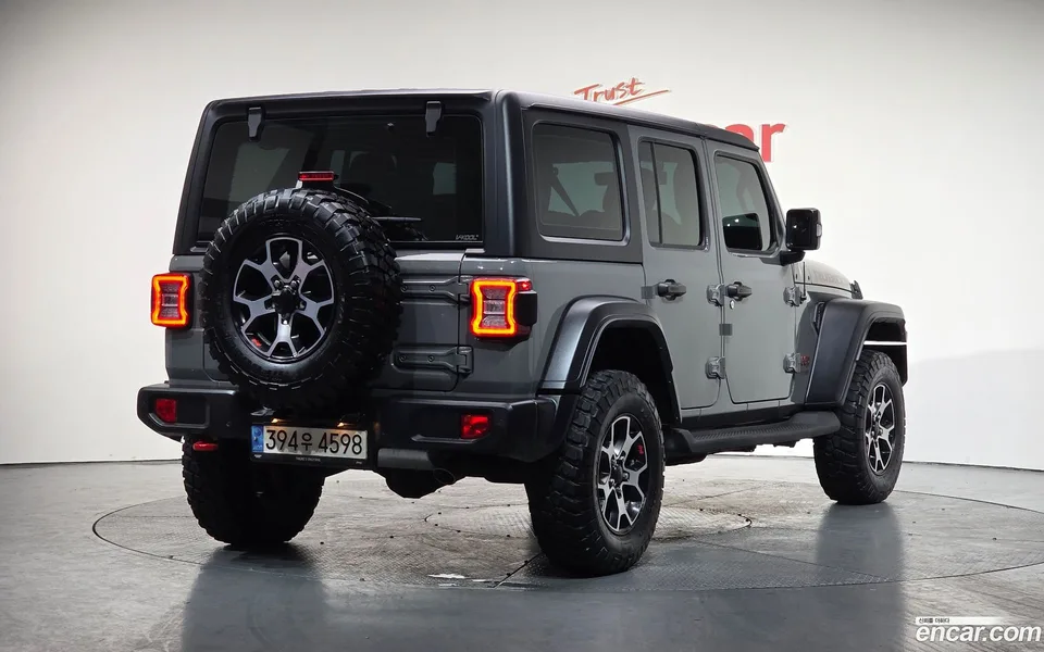 Jeep Wrangler 2.0 4 2022 — миниатюра 2