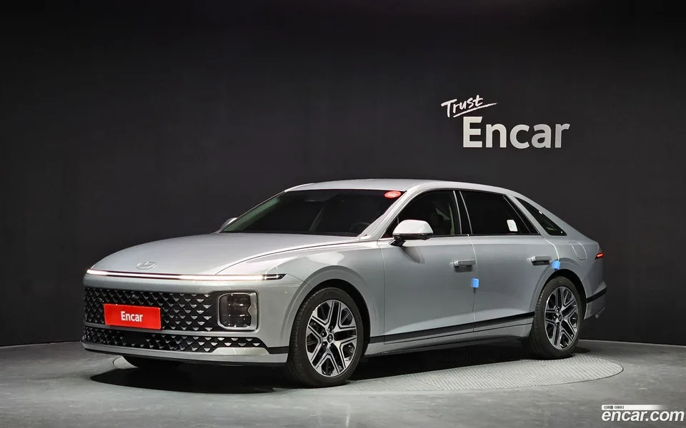 Hyundai Grandeur 2.5 2WD 2023 — фото 1, купить с доставкой в Москву