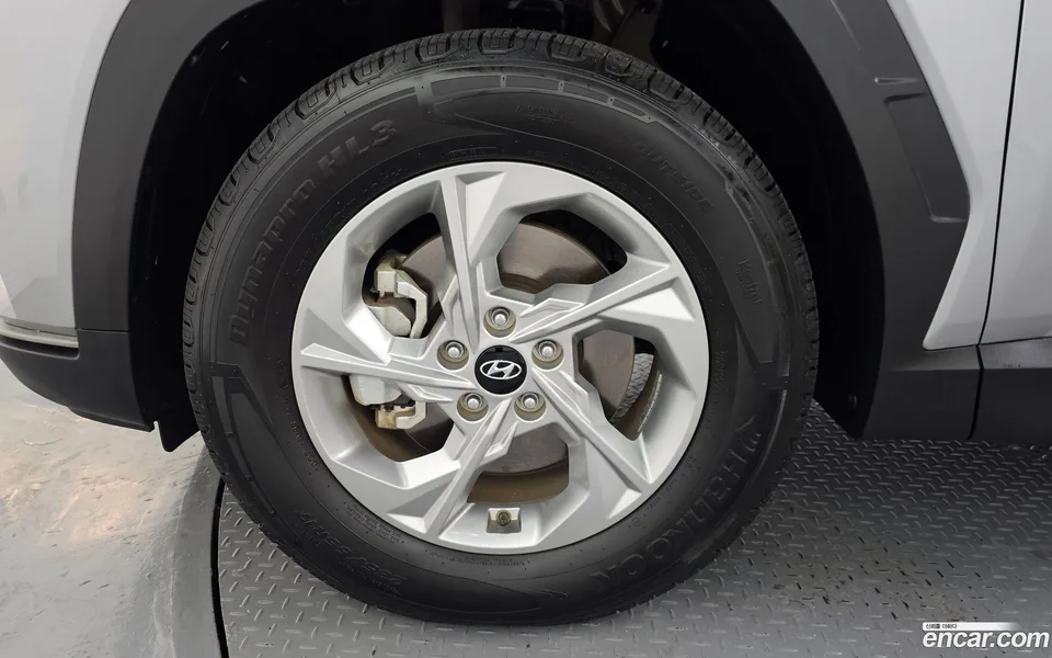 Hyundai Tucson 2.0 2WD 2023 — миниатюра 5