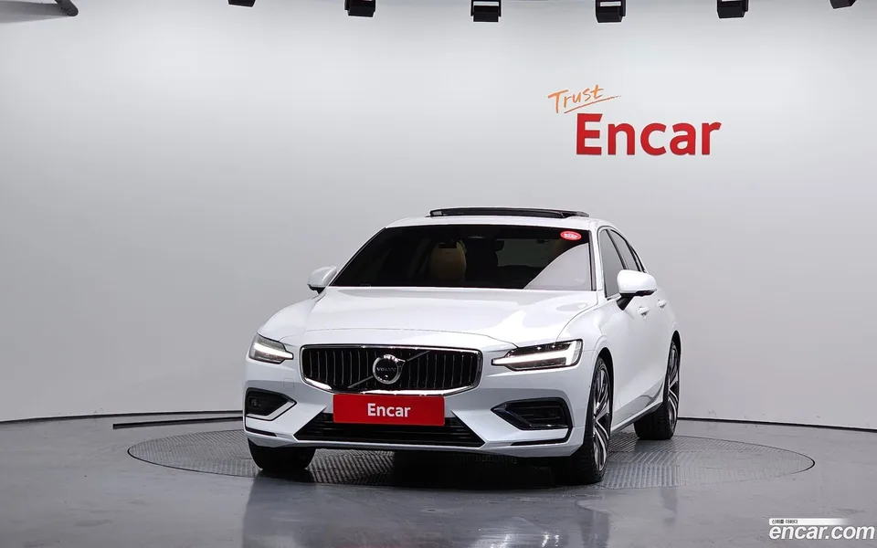 Volvo S60 B5 2024 — миниатюра 3