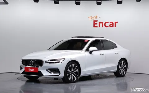 Volvo S60 2024 купить в Москве