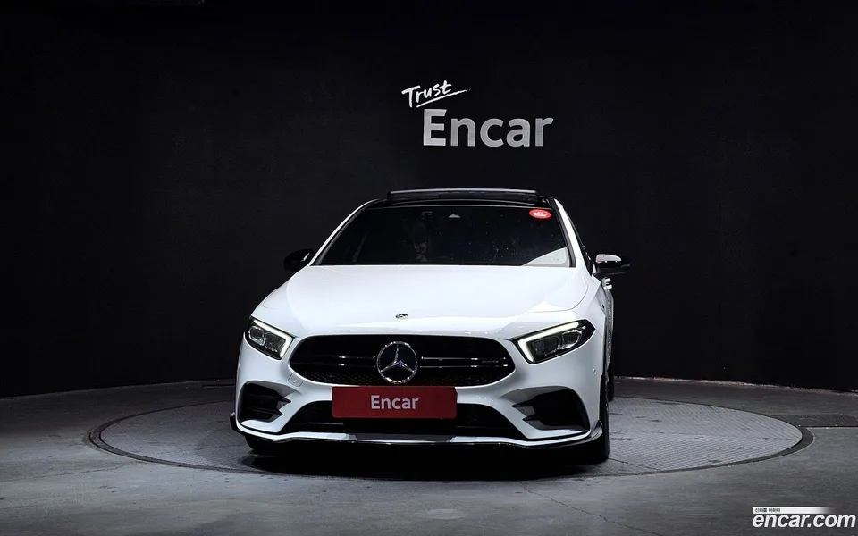Mercedes-Benz A-Class AMG A35 4MATIC 2022 — миниатюра 3