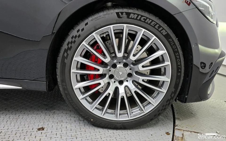 Mercedes-Benz E-Class AMG E53e 4MATIC+ 2025 — миниатюра 5