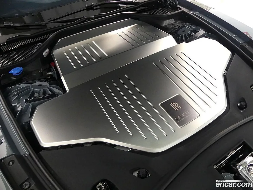 Rolls-Royce Spectre 2024 — миниатюра 5