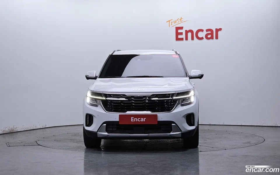Kia Seltos 1.6 2WD 2023 — миниатюра 3