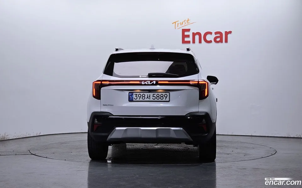 Kia Seltos 1.6 2WD 2023 — миниатюра 4